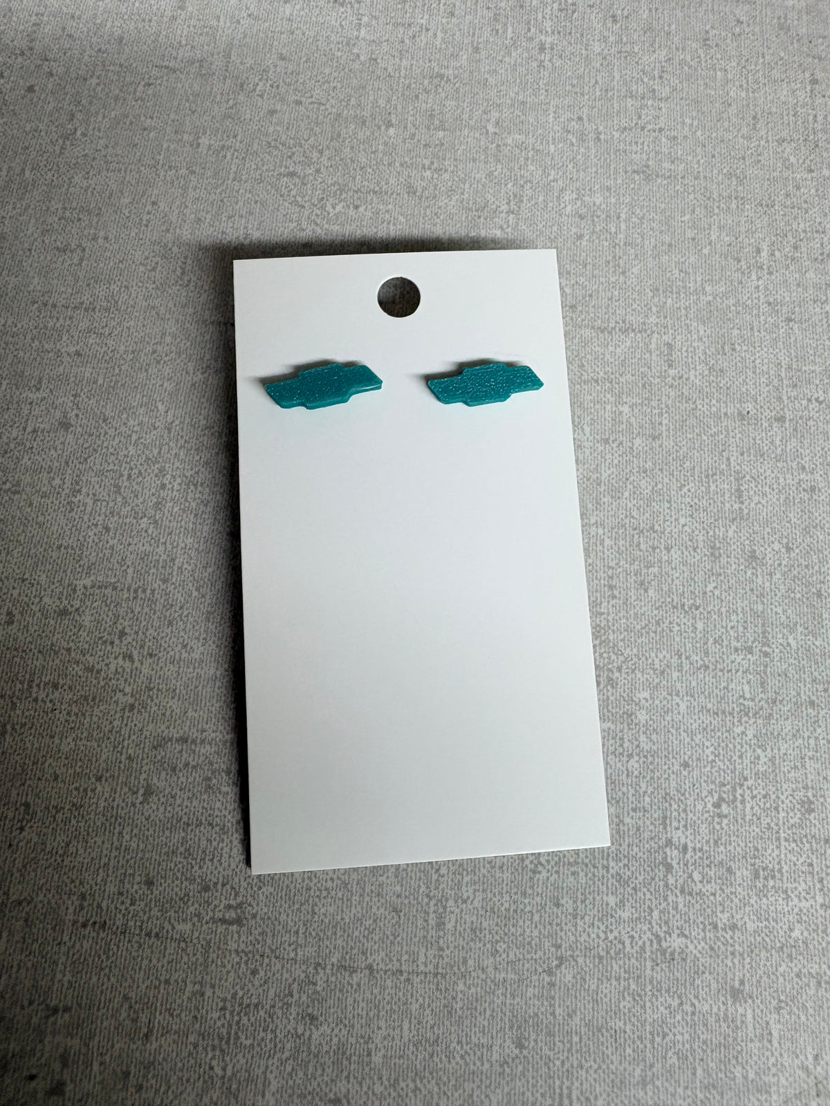 Only OBS BOW TIE STUD EARRINGS