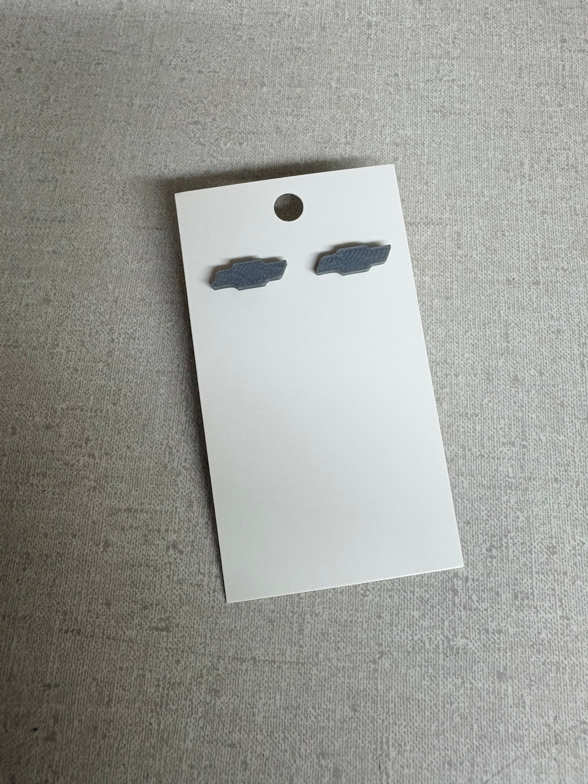 Only OBS BOW TIE STUD EARRINGS